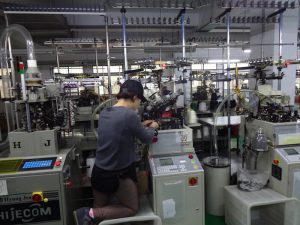 オリジナル靴下を小ロットで製作するときの考えかたとは?